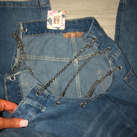 Thigh Chain Jeans - 90s Vibes 🤘🏻 - Picture 3 of 3